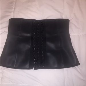 Black waist trainer